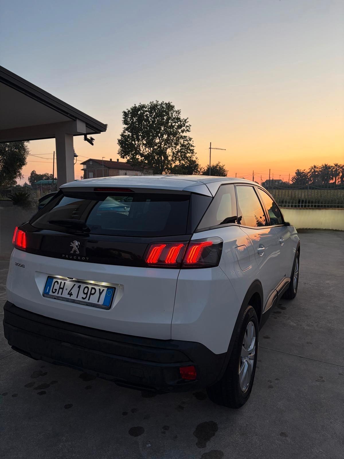 Peugeot 3008 BlueHDi 130 S&S EAT8 Active Pack