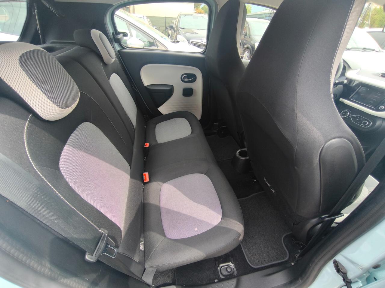 TWINGO ZEN ELETRIC-KM 48000-UNIPROPRIETARIO