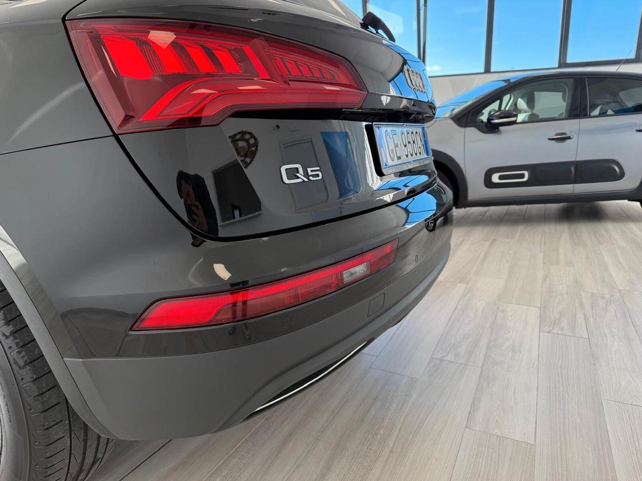 Audi Q5 2.0 TDI quattro S tronic Business