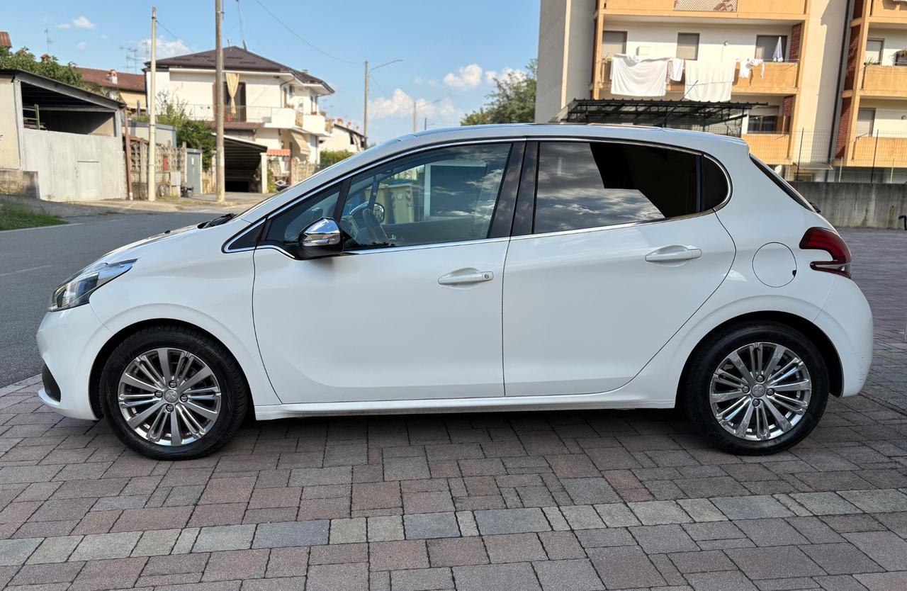 Peugeot 208 PureTech Turbo 110 S&S 5 porte Allure