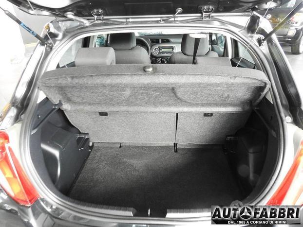 TOYOTA - Yaris - 1.0 5 porte Active