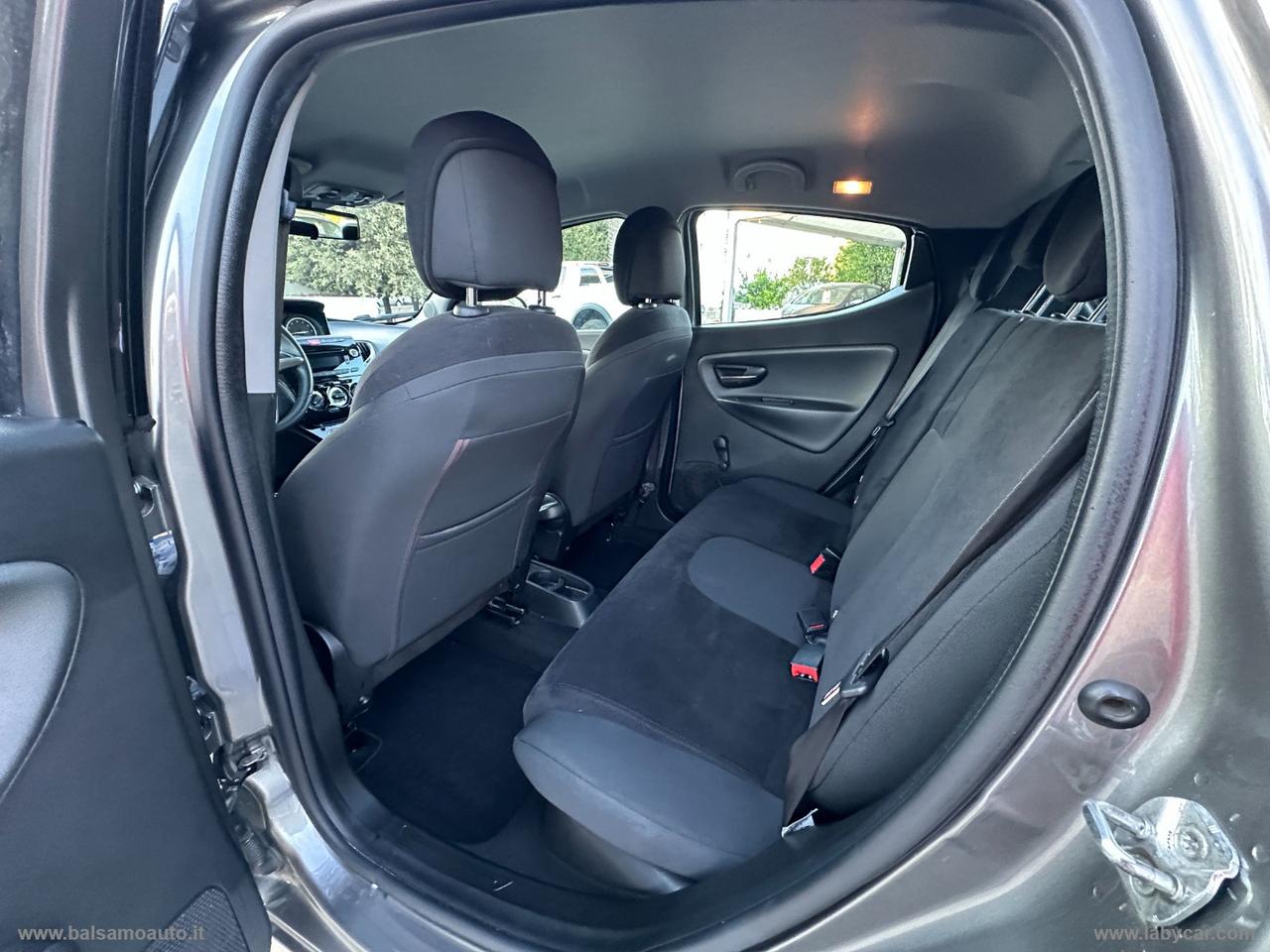 LANCIA Ypsilon 1.2 69 CV 5p. Gold