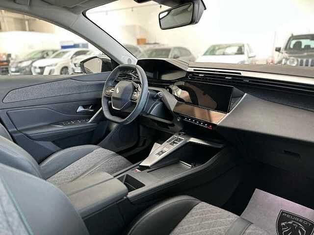 Peugeot 408 PureTech 130 S&S EAT8 Allure