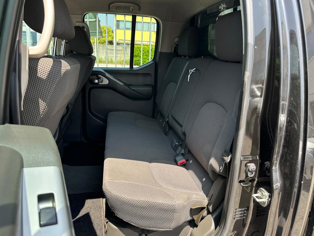 Nissan Navara 2.5 dCi 4 porte Double Cab LE