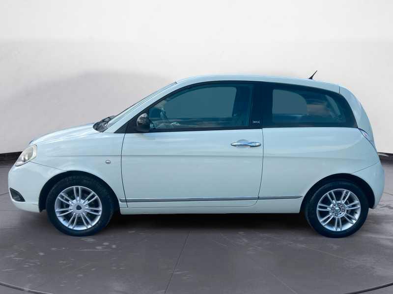 LANCIA Ypsilon 1.2 8v Diva 69cv