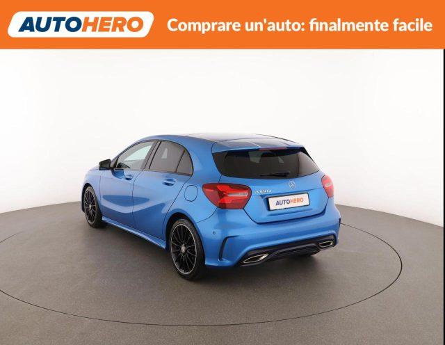MERCEDES-BENZ A 180 d Automatic Premium