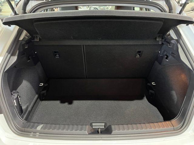 AUDI A1 SPB 30 TFSI 116 CV Identity Black S line "17 Sline