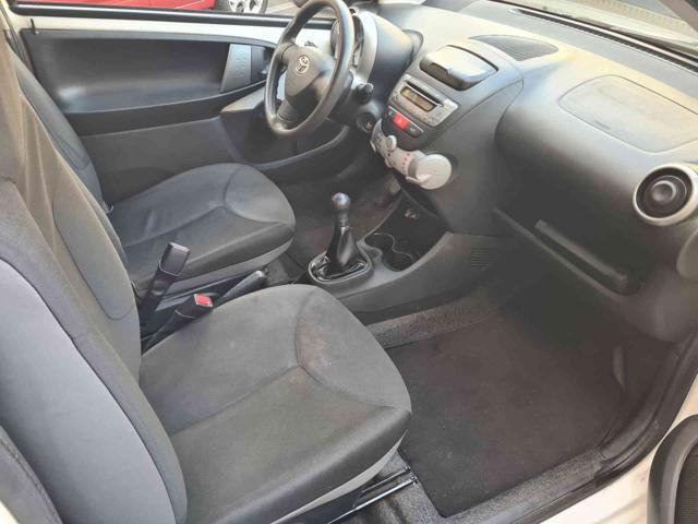 TOYOTA Aygo 1.0 12V VVT-i 3 porte Active Connect