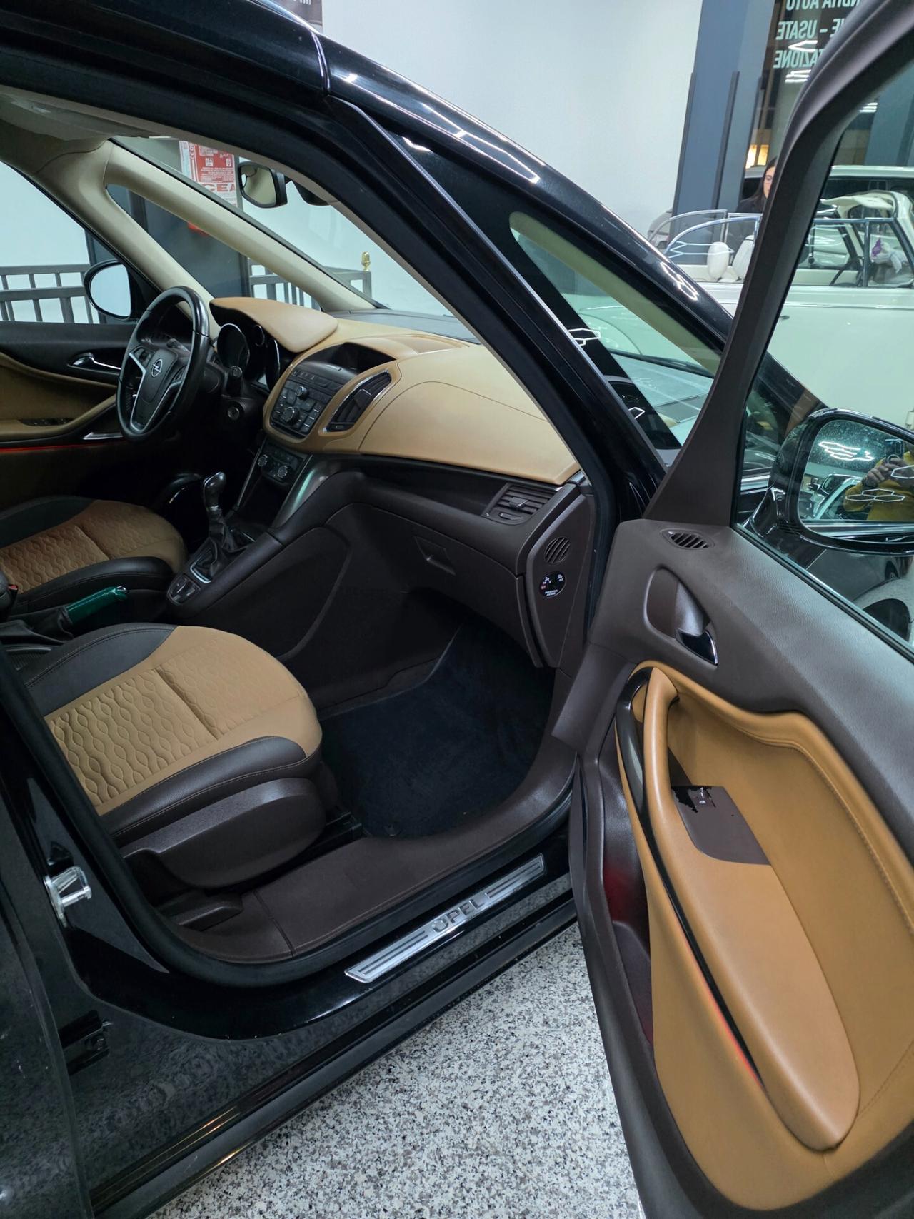 Opel Zafira 7 posti