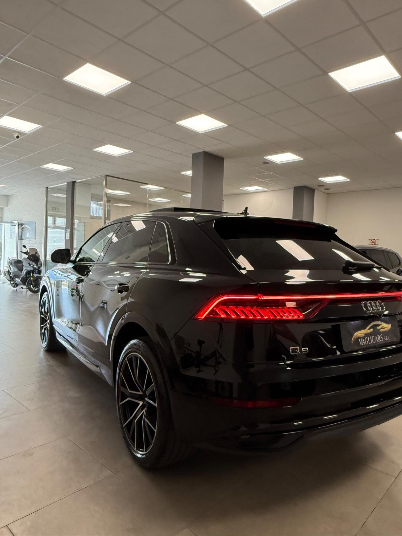Audi Q8 50 TDI 286 CV quattro tiptronic Sport