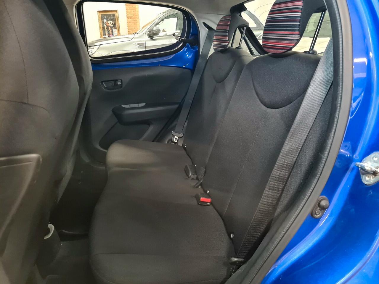 Citroen C1 VTi 72 5 porte Feel ** NEOPATENTATI **