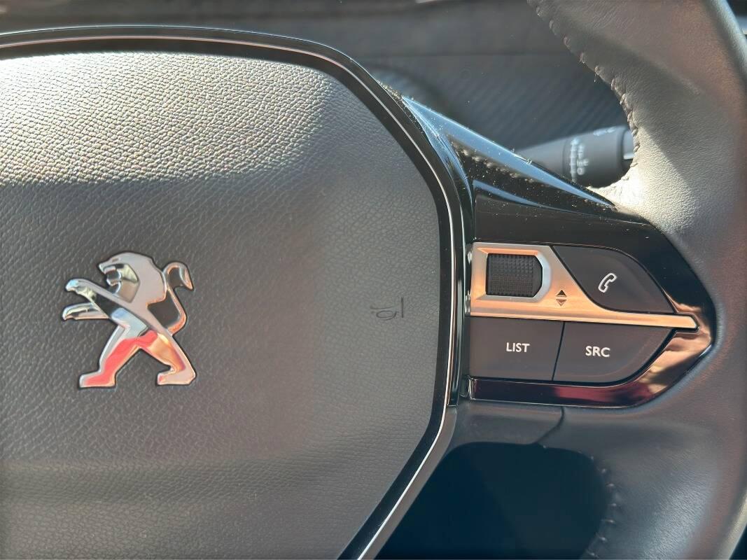 Peugeot 208 1.2 puretech Style s&s 75cv con CarPlay