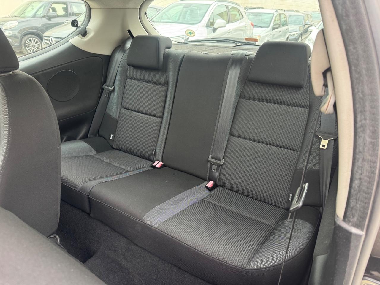 Peugeot 207 1.4 BENZINA 75CV 2011