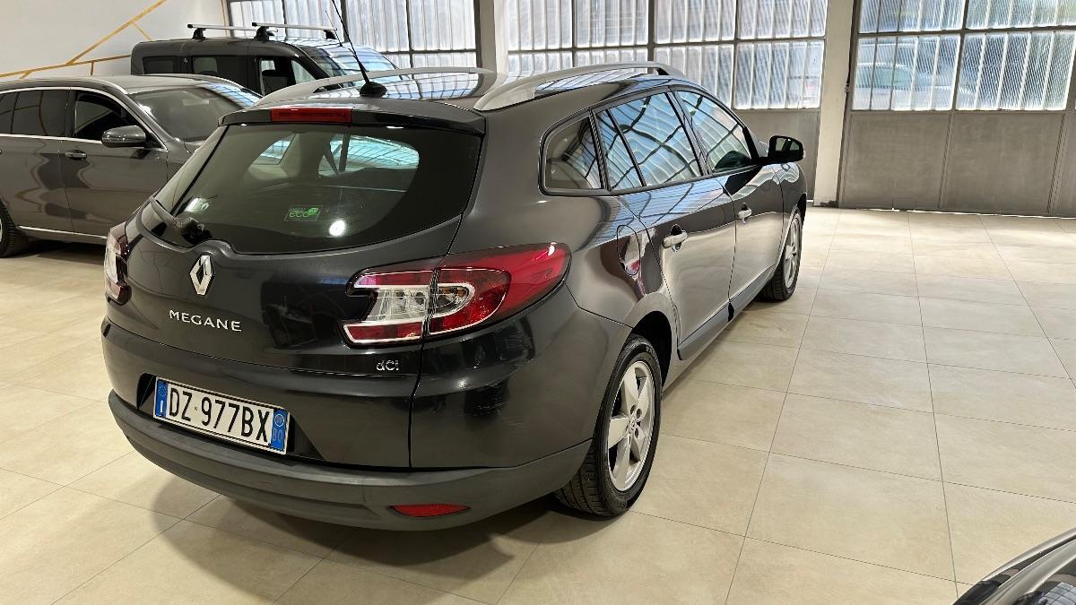 RENAULT - Mégane - 1.5 dCi 110CV Dynamique