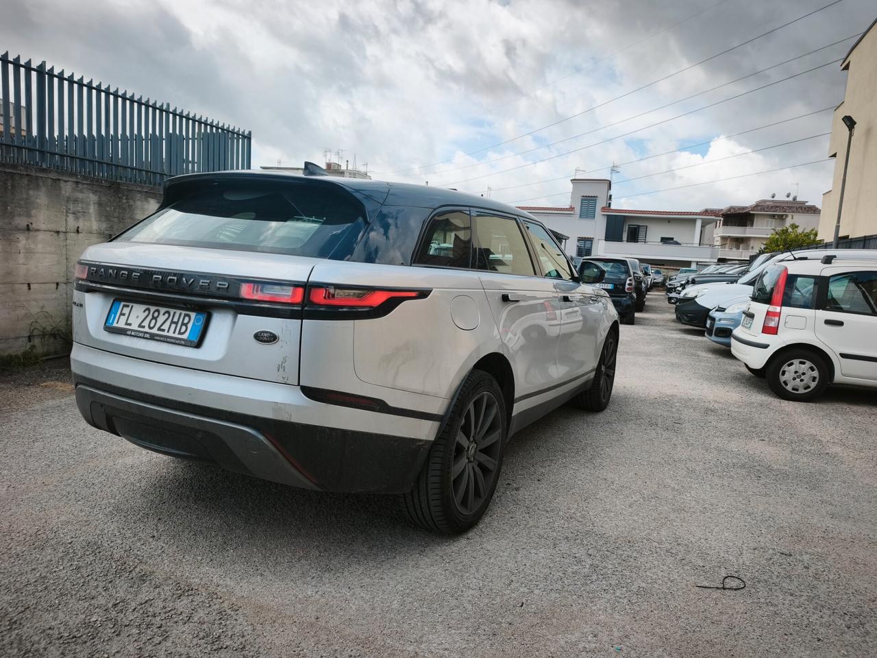 Land Rover Range Velar 2.0D I4 240 CV R-Dynamic HSE motore nuovo con fattura