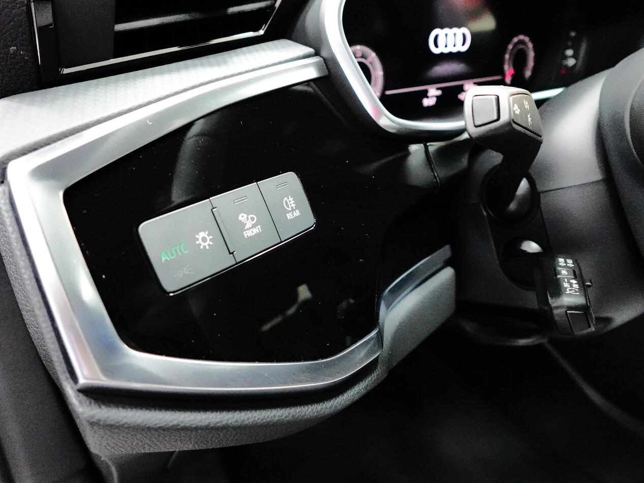 Audi Q3 Sportback 2.0 TDI 150 CV 35 S TRONIC IDENTITY BLACK