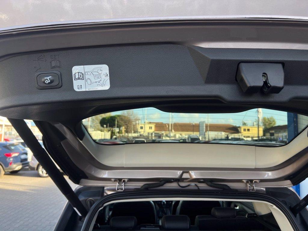 FORD Kuga 2.0 TDCI 150 CV S&S 4WD Powershift Vignale del 2017