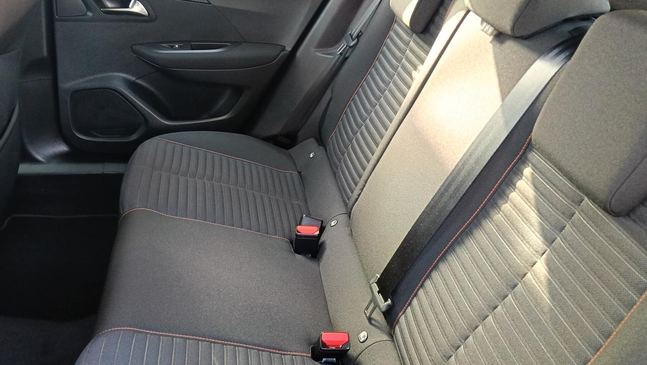 PEUGEOT 2008 1.2 BENZ-PREZZO PROMO!