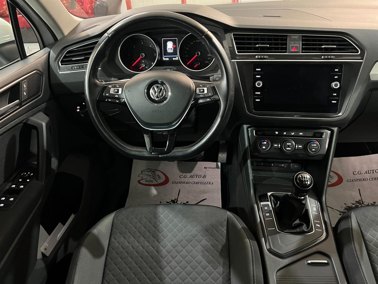 Volkswagen Tiguan 1.6 116 CV - Business Technology - 2017