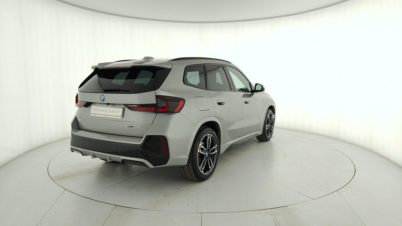 BMW X1 U11 - X1 xdrive 25e MSport Pro auto