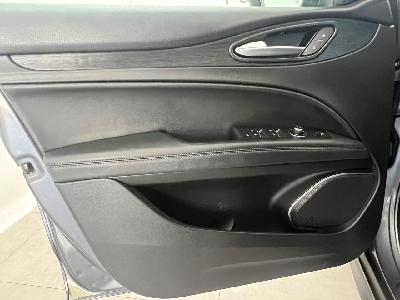 ALFA ROMEO Stelvio 2022 Stelvio 2.2 t Super Business rwd 160cv auto