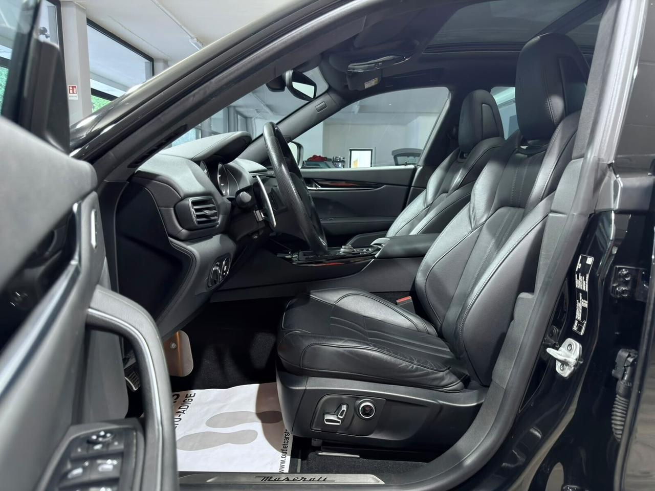 MASERATI LEVANTE GRANSPORT 3.0 350CV