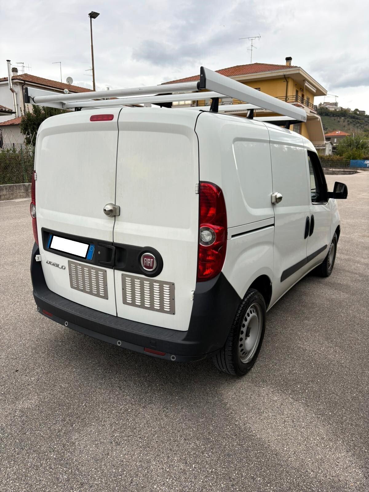 F. Doblò 1.6Mjt S&S Bus. A. Pr. Off Mobile 10.2020