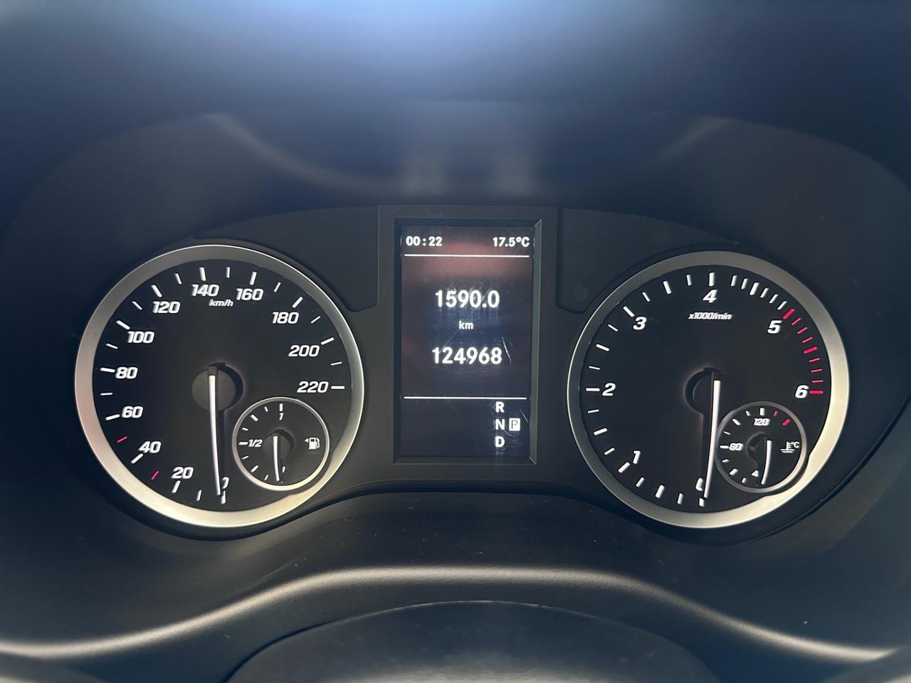 MERCEDES Vito 116 cdi compact tourer select auto my19