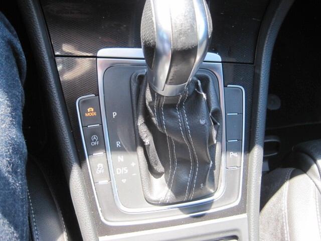 Volkswagen Golf 2.0 TDI DSG 5p. Sport Edition BlueMotion Tech.