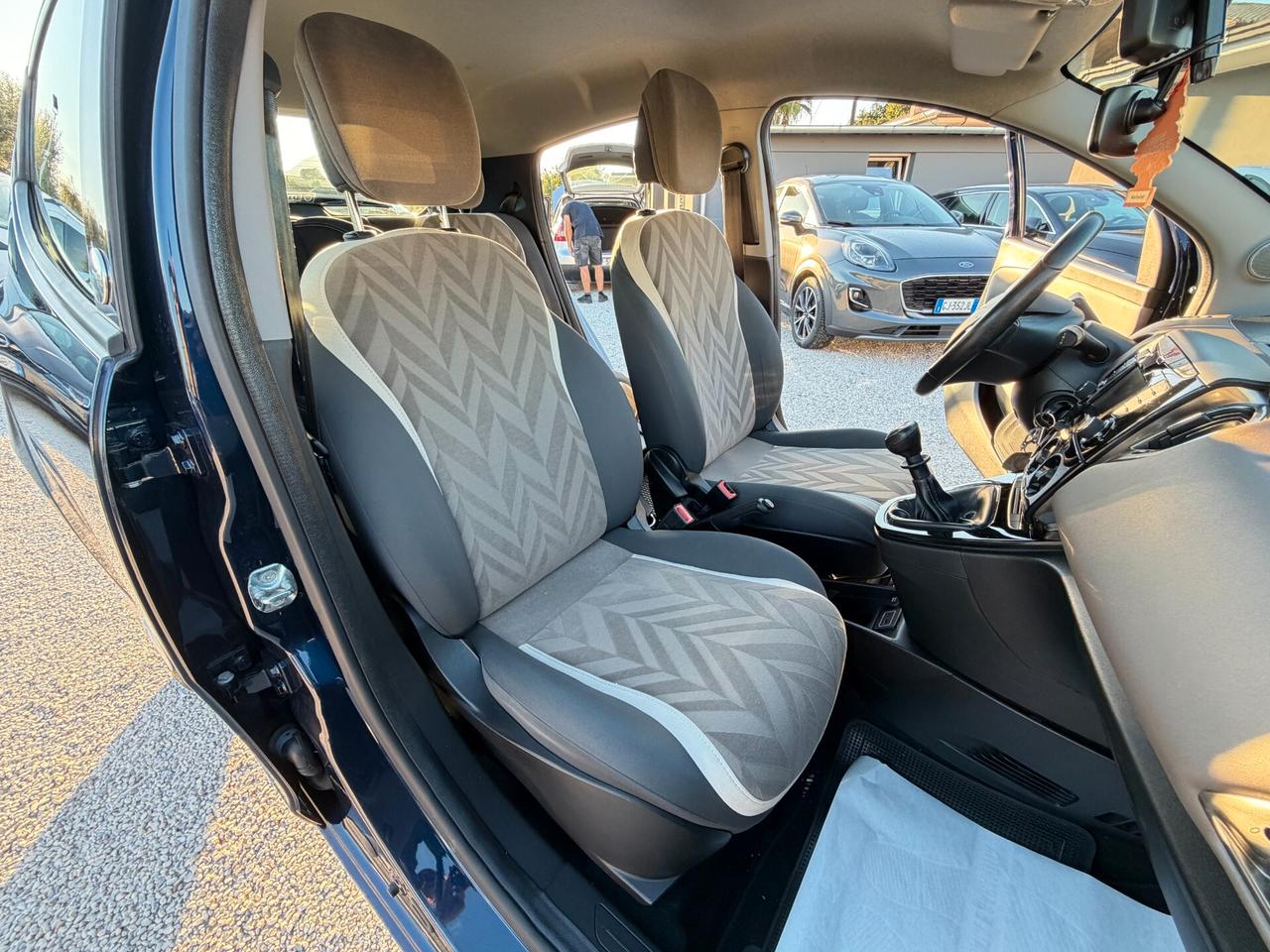 Lancia Ypsilon 0.9 TwinAir 85 CV 5 p Metano Ecochic 141.286 km