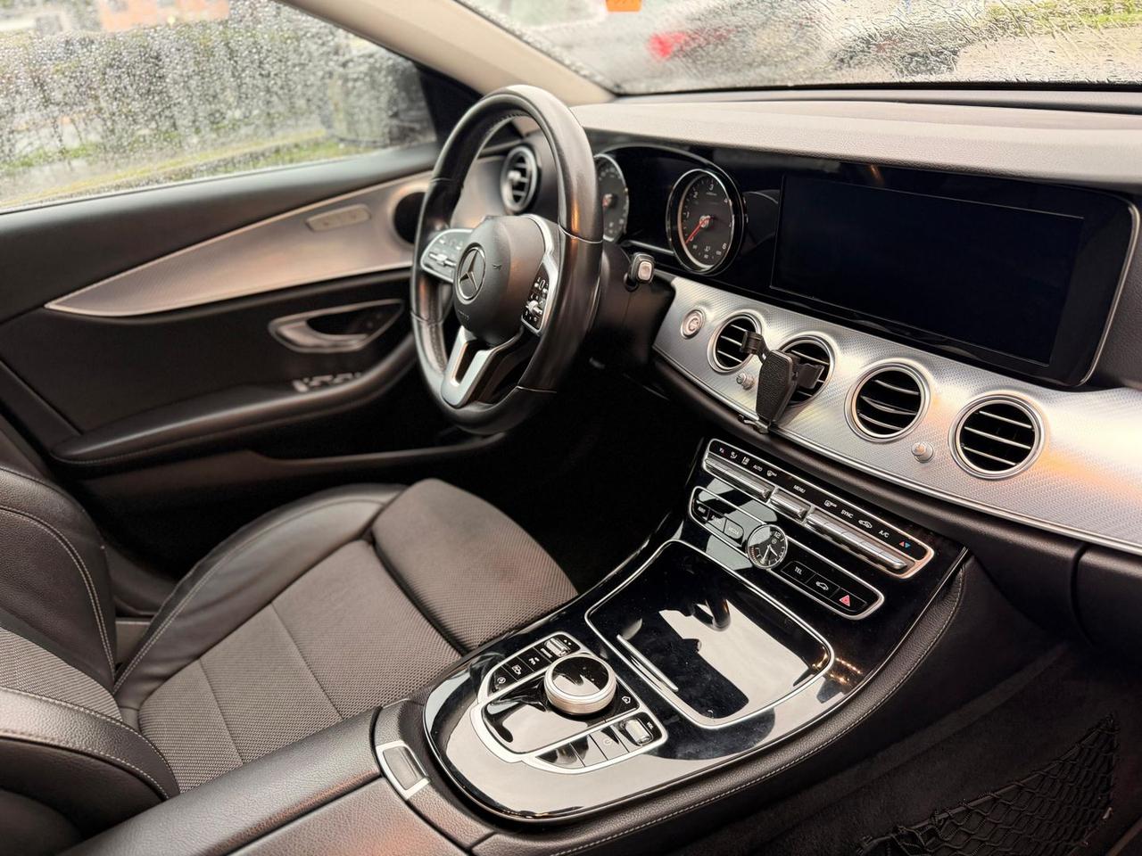 Mercedes-Benz E 220 Business Sport E 220 D #9348
