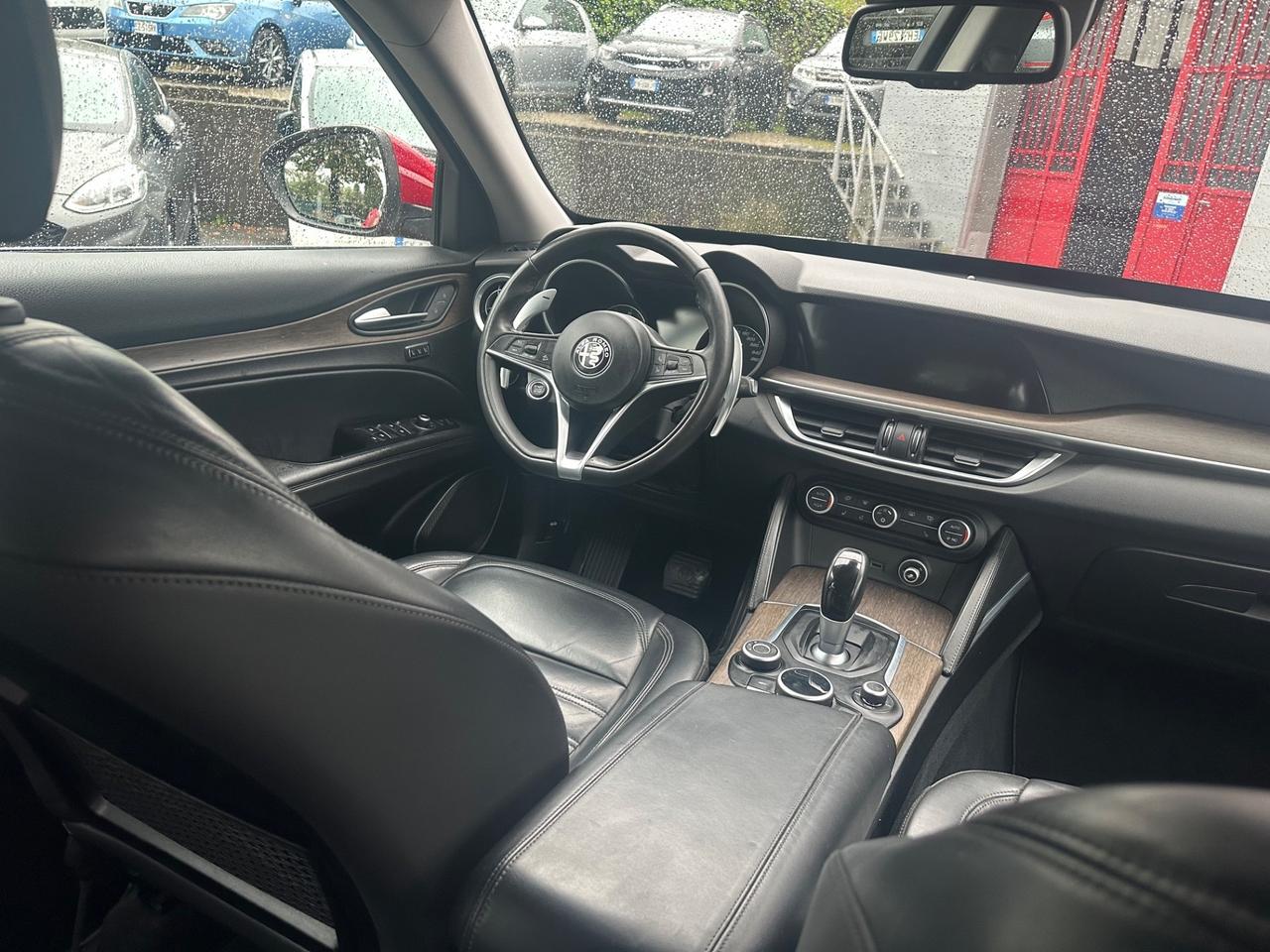 Alfa Romeo Stelvio 2.0 Turbo 280 CV AT8 Q4 Super
