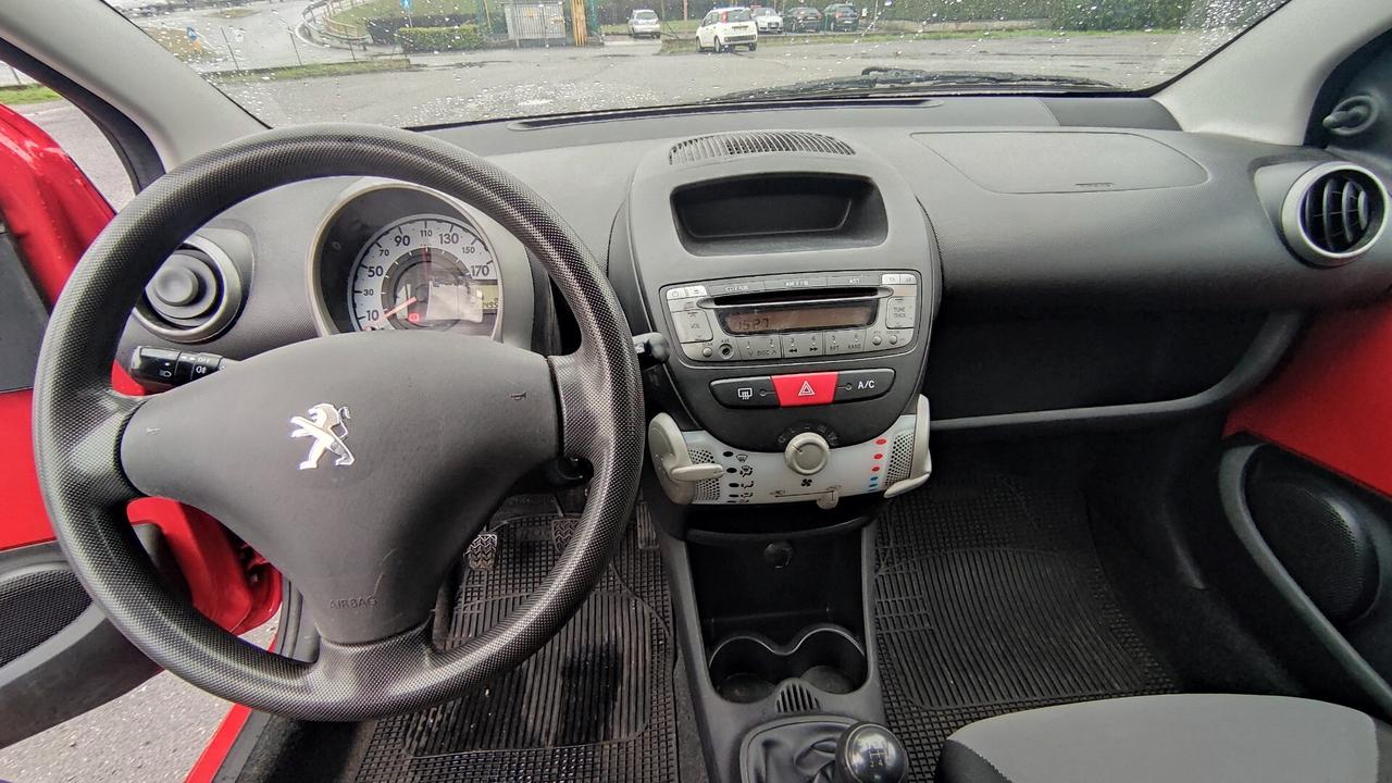 Peugeot 107 1.0 68CV 5p. NEOPATENTATI - 2012
