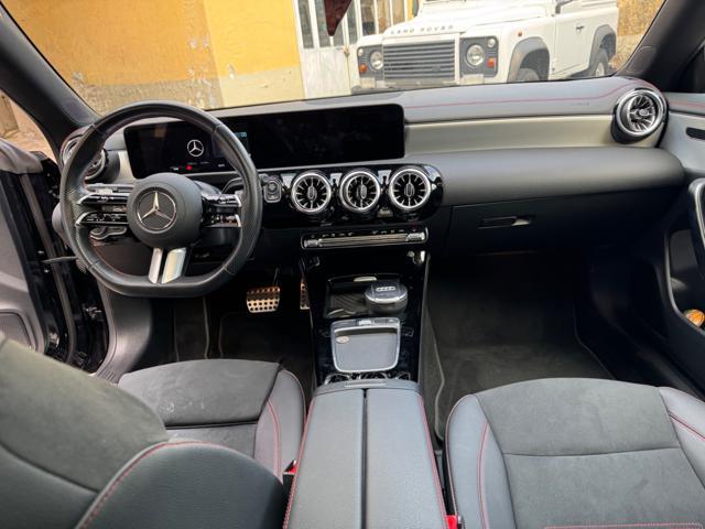 MERCEDES-BENZ CLA 200 d Automatic Shooting Brake AMG Line Premium