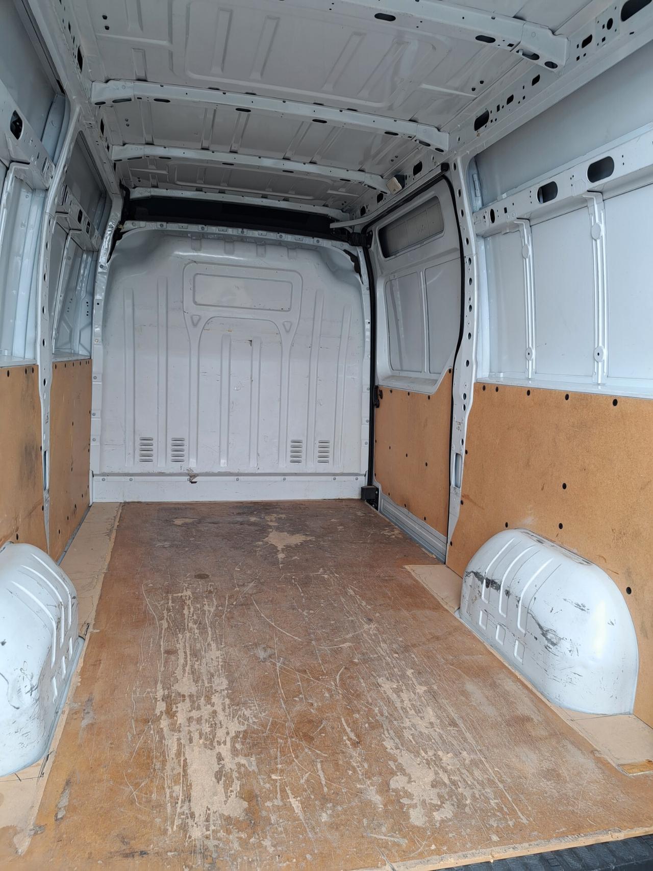 RENAULT MASTER 2.3 DCI 125CV L2-H2 - FURGONE - PERDE OLIO