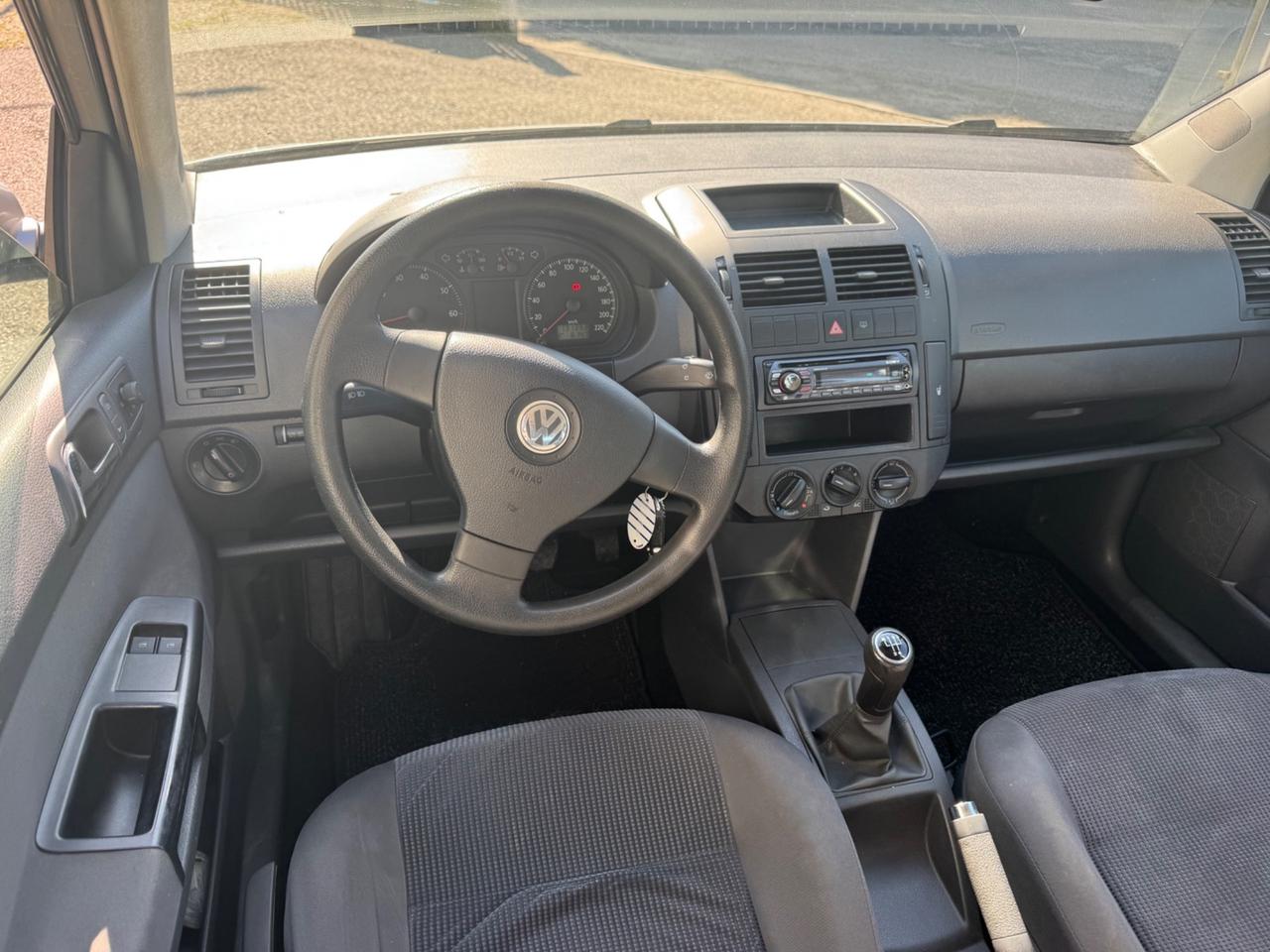 Volkswagen Polo 1.4/80CV 16V 5p. Comfortline