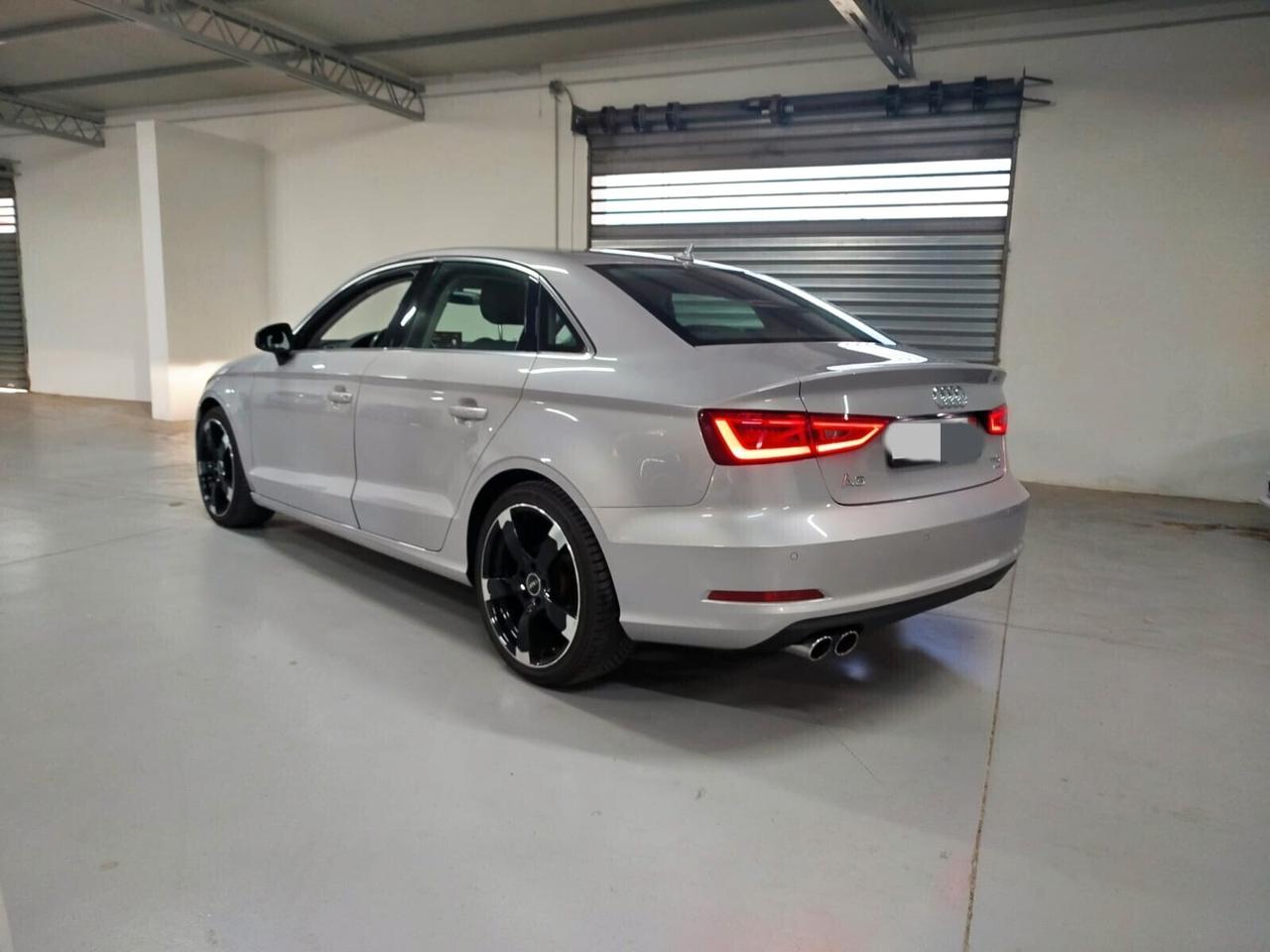 Audi A3 Sedan 1.4 TFSI 125 CV Attraction PARI AL NUOVO