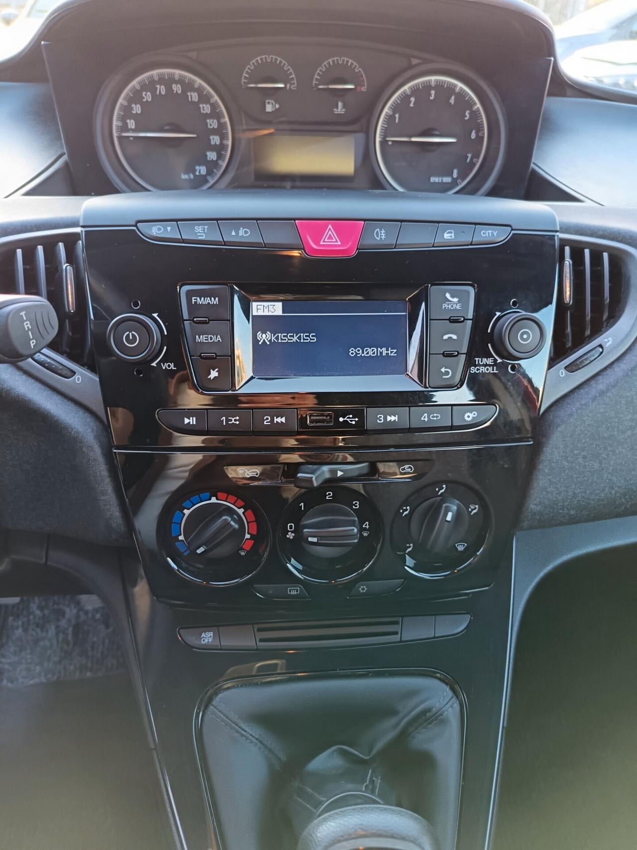 Lancia Ypsilon 1.2 69 CV 5 porte GPL S&S Elefantino Blu