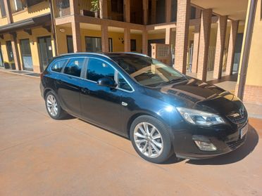 Opel Astra 1.4 100CV Sports Tourer Cosmo