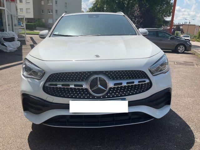 MERCEDES-BENZ GLA 200 d Automatic Premium