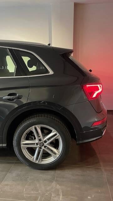 Audi Q5 40 2.0 tdi mhev S line Plus quattro 204cv s-tronic