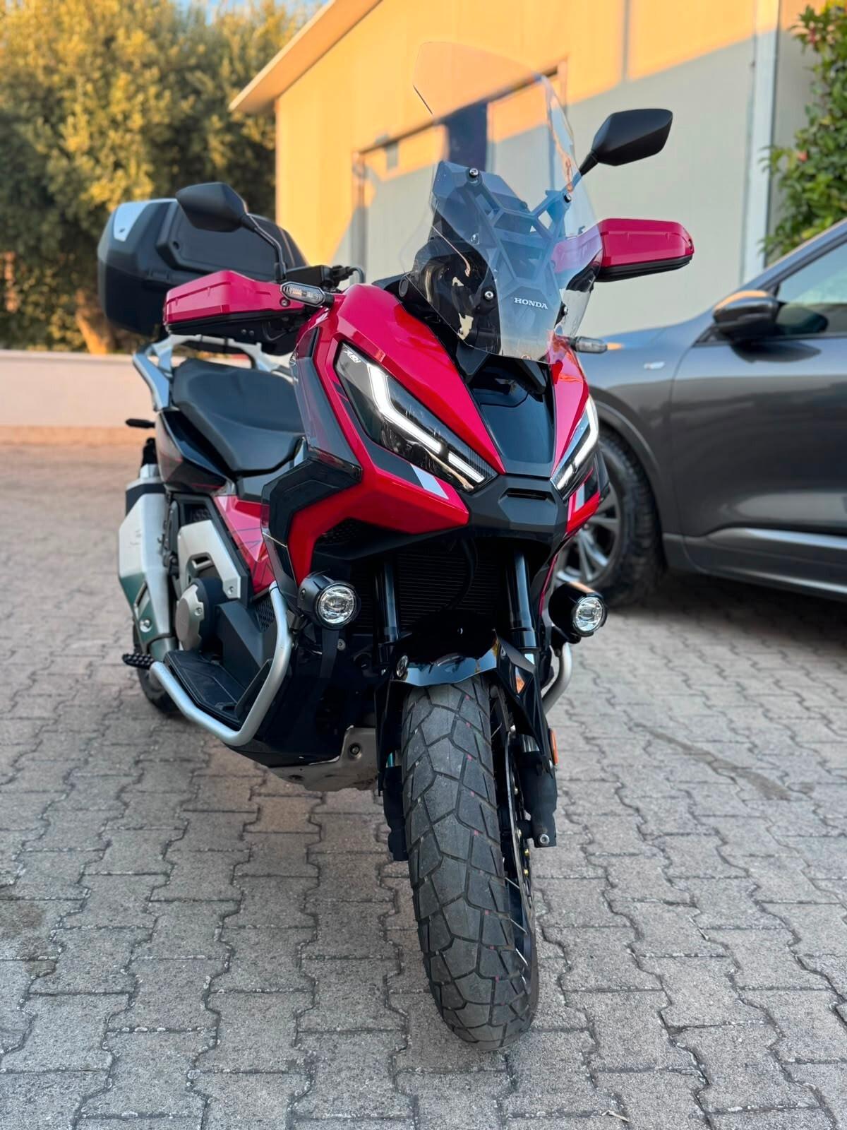 Honda X-ADV 750 SPECIAL EDITION * Bauletto*Faretti