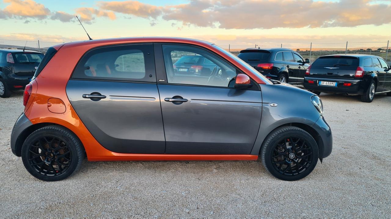 Smart ForFour 70 1.0 TWINAMIC EDITION ONE