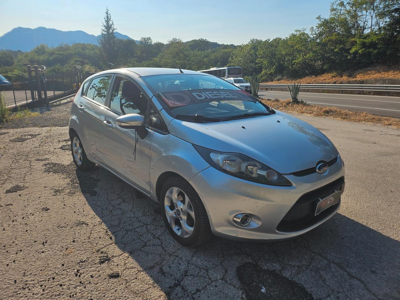 Ford Fiesta 1.4 TDCi 70CV 5 porte Titanium