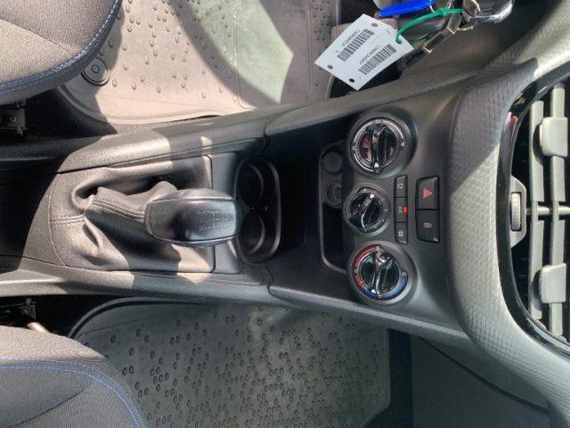 PEUGEOT 208 1° serie PureTech 82 Stop&Start 5 porte Signature
