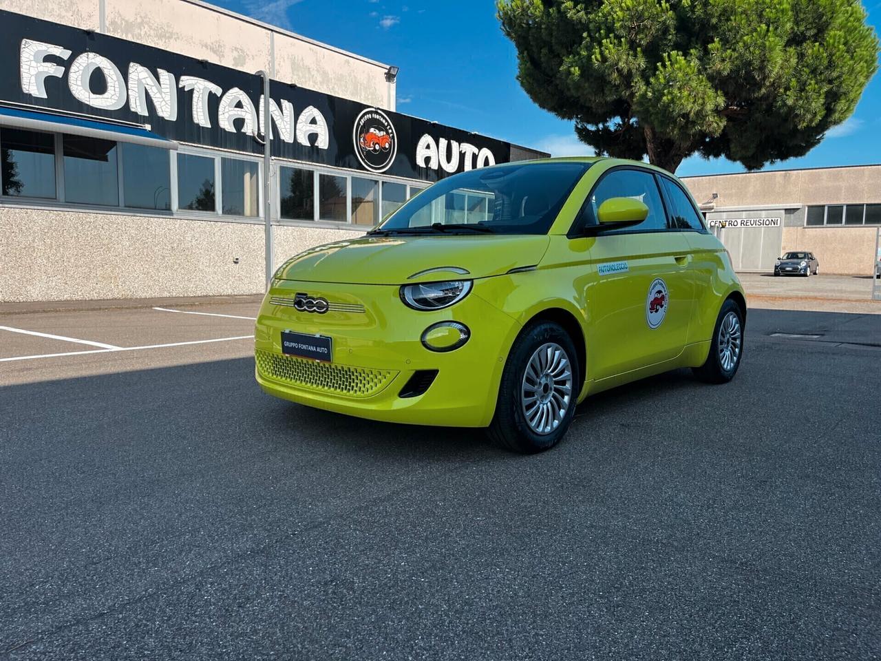 Fiat 500e Berlina 42 kWh La Prima