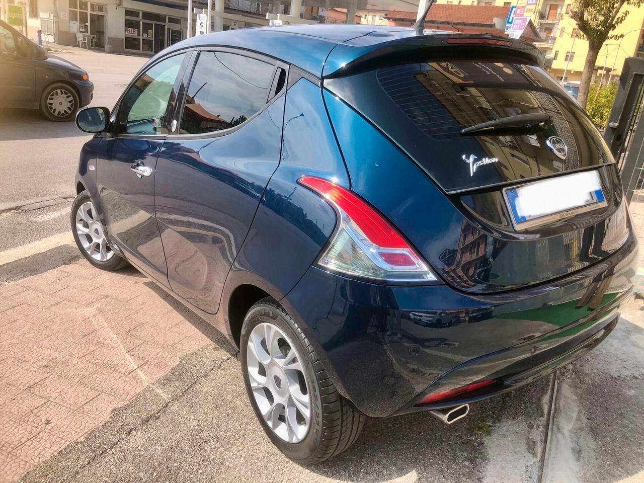 Lancia Ypsilon 1.2 69 CV 5 porte GPL Ecochic Gold