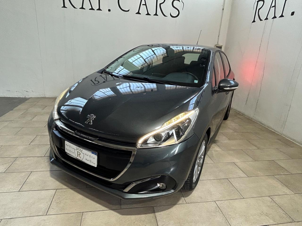 Peugeot 208 PureTech 82 5 porte Allure