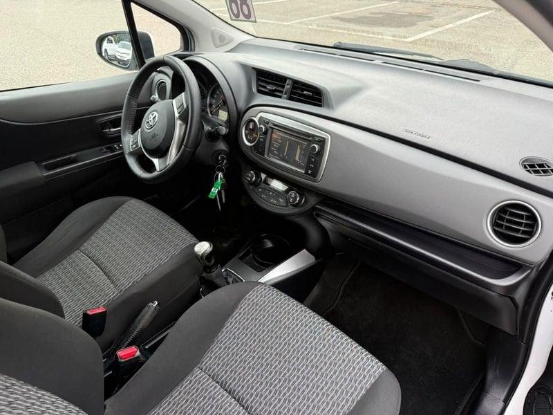 Toyota Yaris Yaris 5p 1.0 Active GARANZIA FINO AL 2029