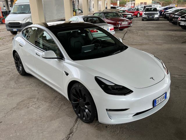 TESLA Model 3 Long Range Performance AWD